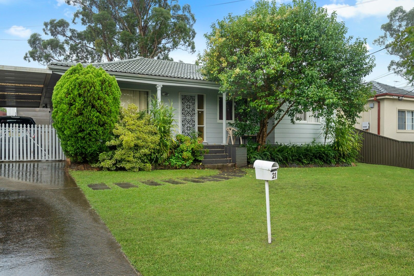 4 bedrooms House in 21 Guildford Road CAMBRIDGE PARK NSW, 2747