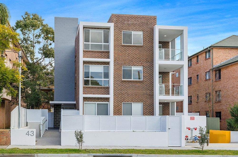 1 bedrooms Apartment / Unit / Flat in 2/43 Macarthur Street PARRAMATTA NSW, 2150