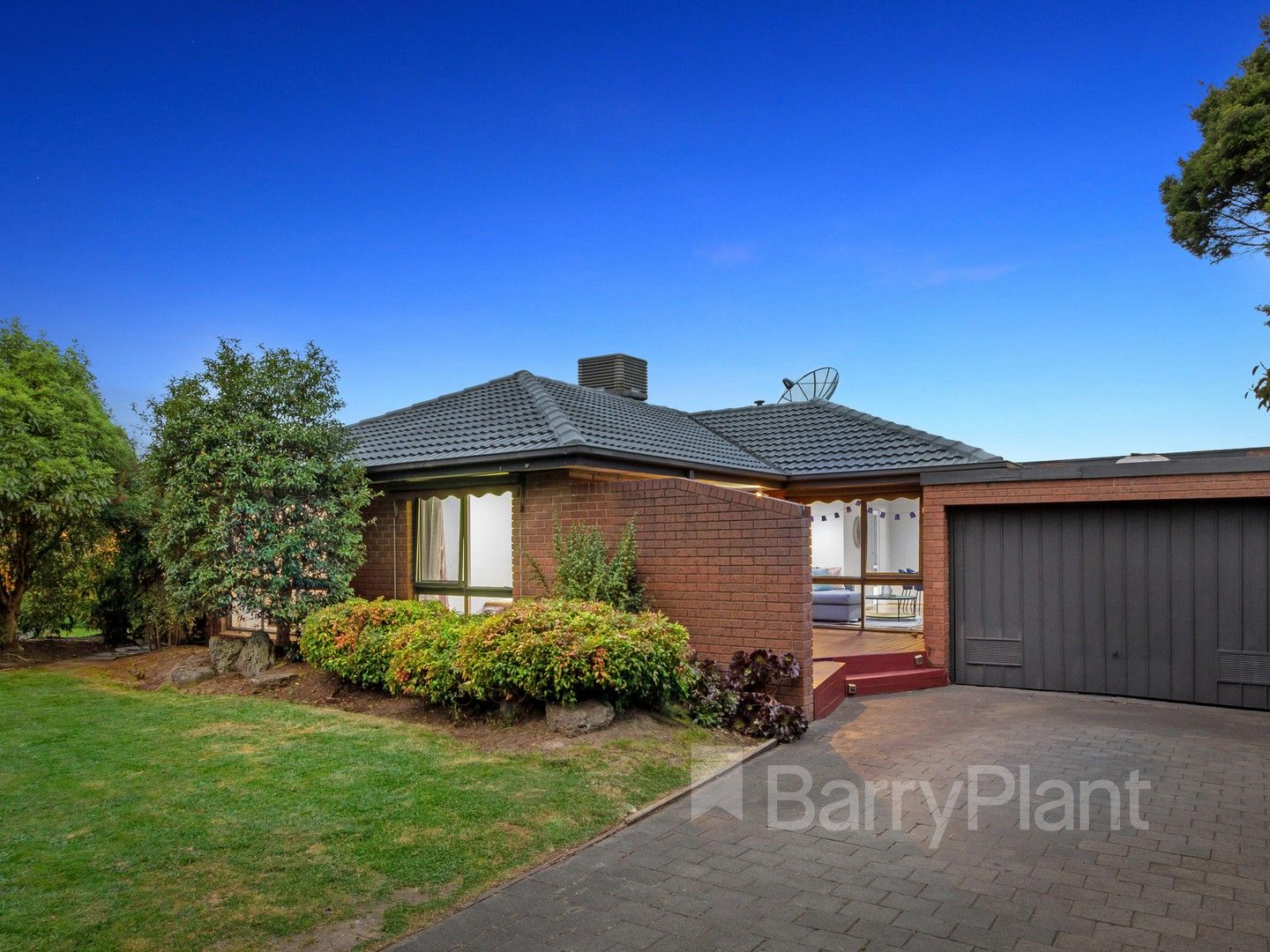 8 Coorong Court, Wantirna VIC 3152, Image 0