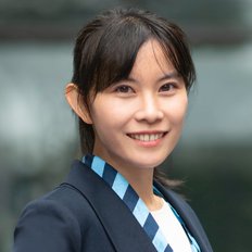 Maggie Rong, Administrator (general)