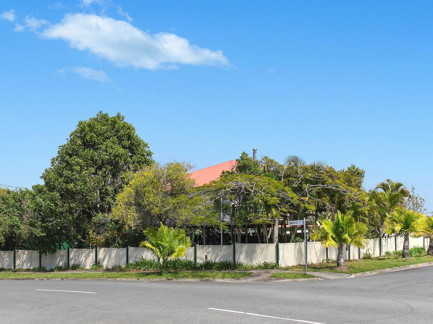 16 Shillito Street, Southport QLD 4215, Image 1