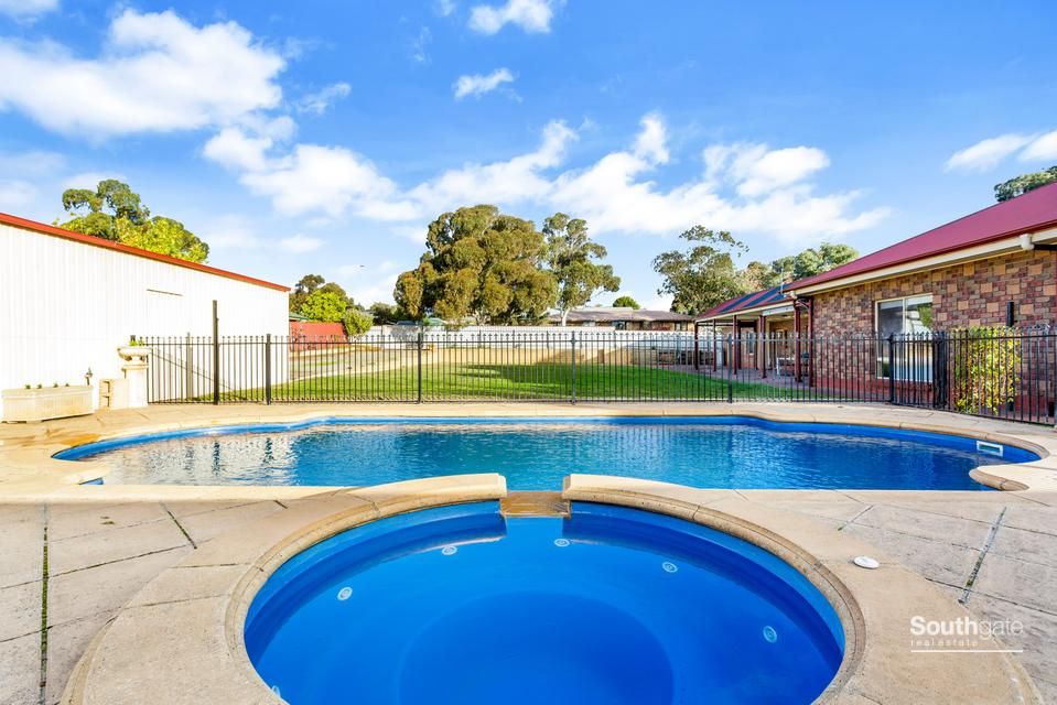 14 Scarpantoni Drive, Mclaren Flat SA 5171, Image 2