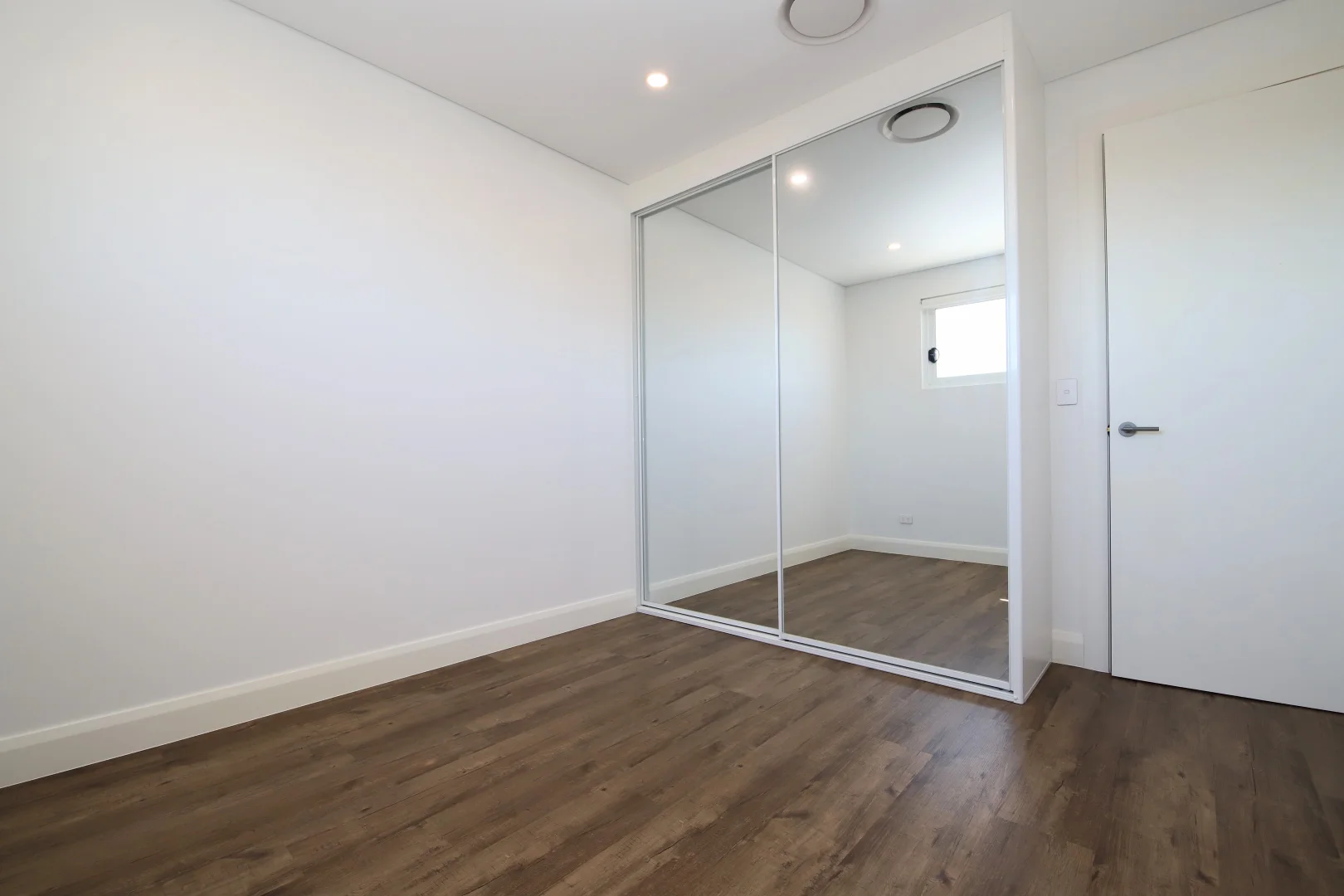 Additional image 7 of 86 Rex Road, Georges Hall NSW 2198