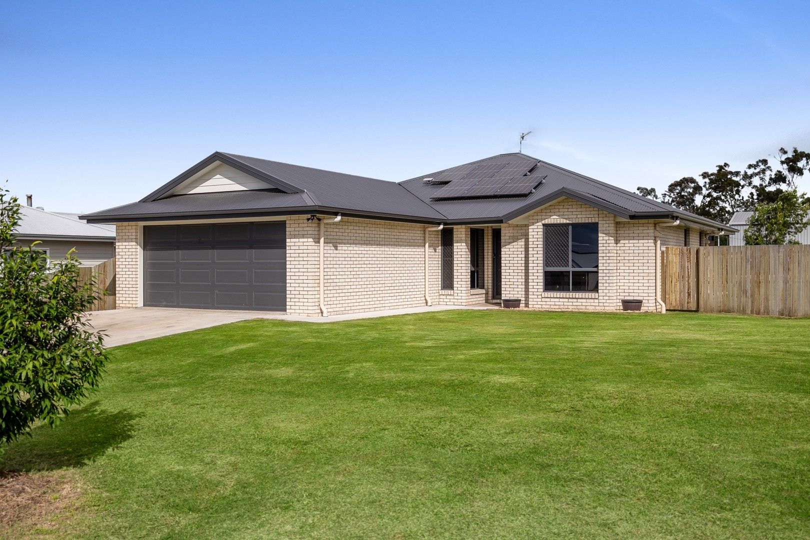 10 Coucal Court, Meringandan West QLD 4352, Image 0