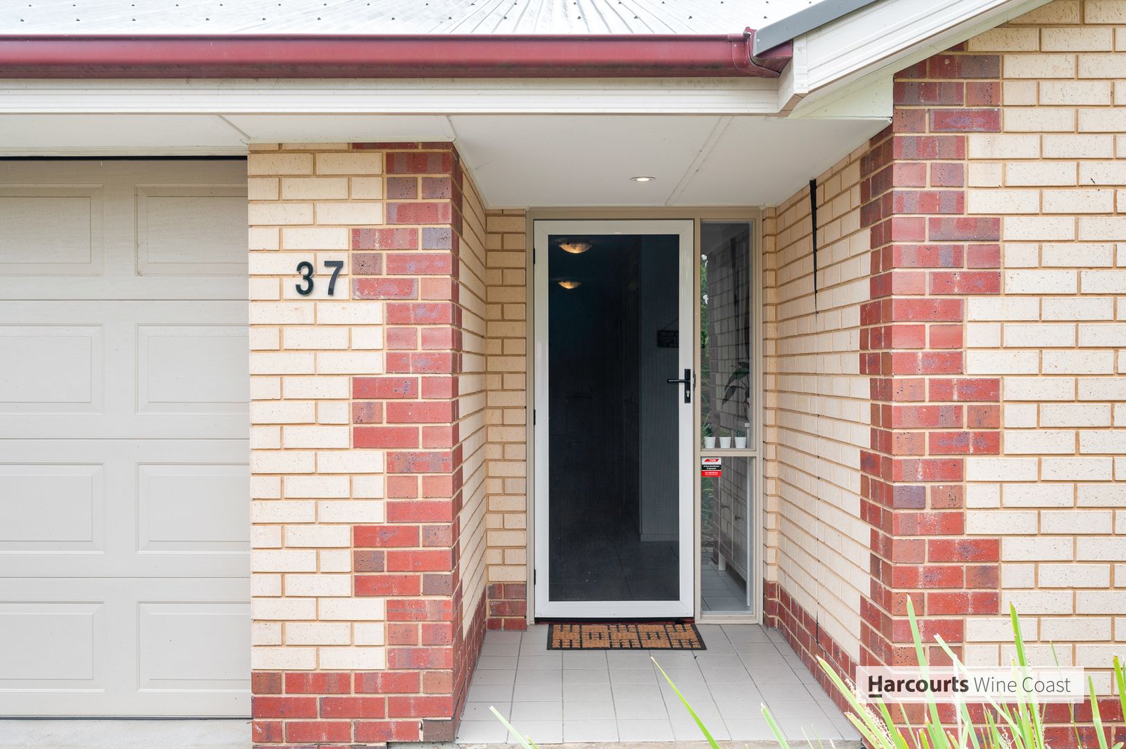 37 Summer Street, McLaren Flat SA 5171, Image 2