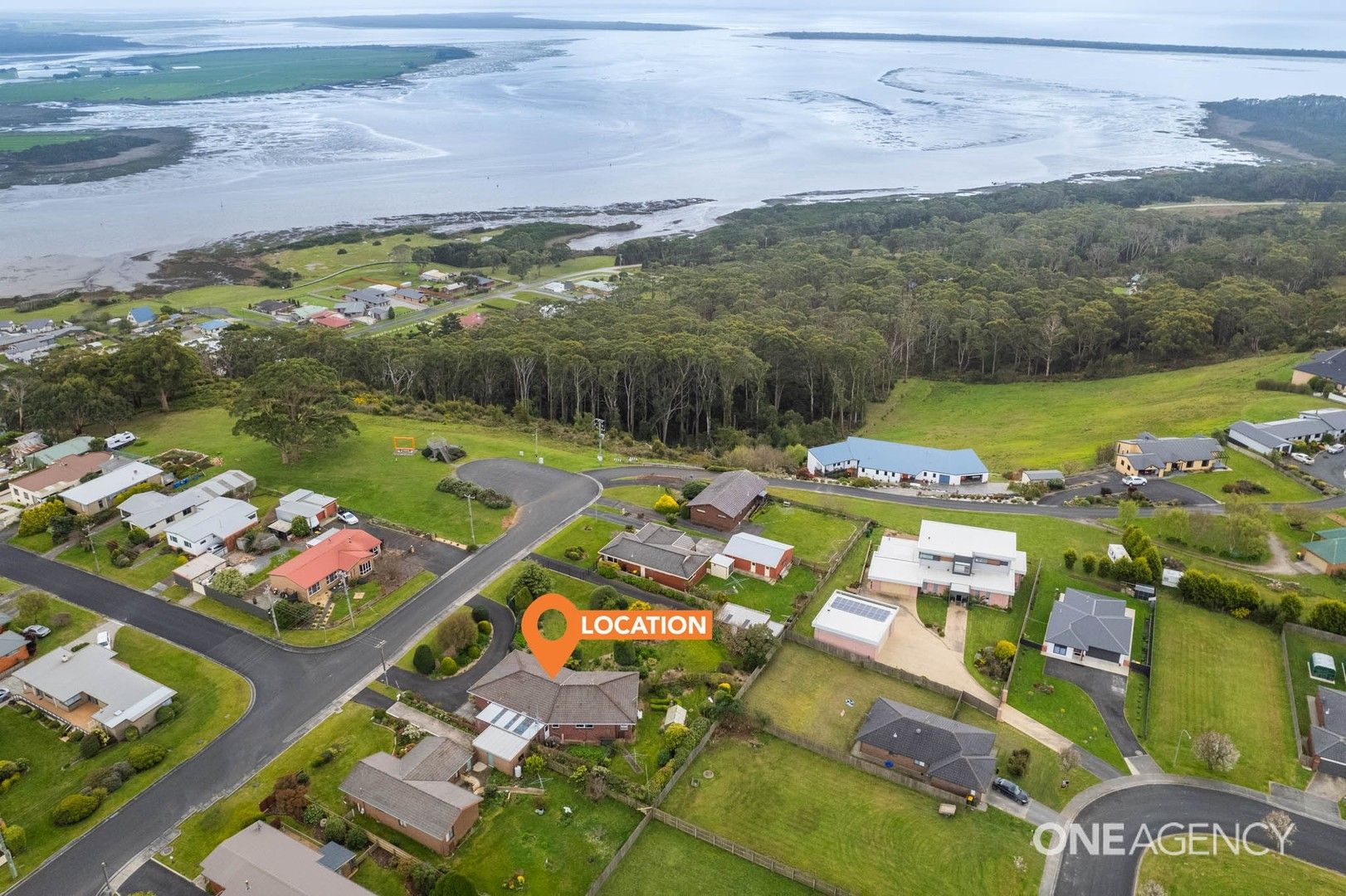 3 bedrooms House in 101 Massey Street SMITHTON TAS, 7330