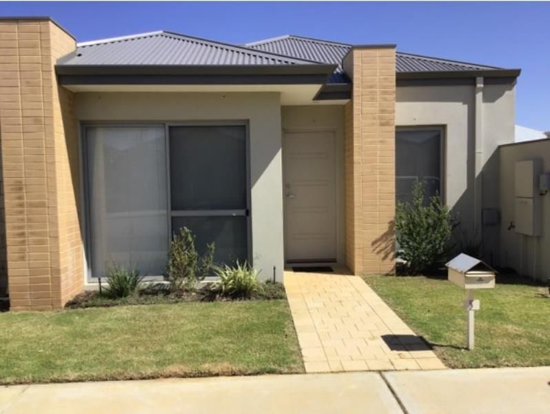 3 bedrooms House in 5 Saunton Way RIDGEWOOD WA, 6030