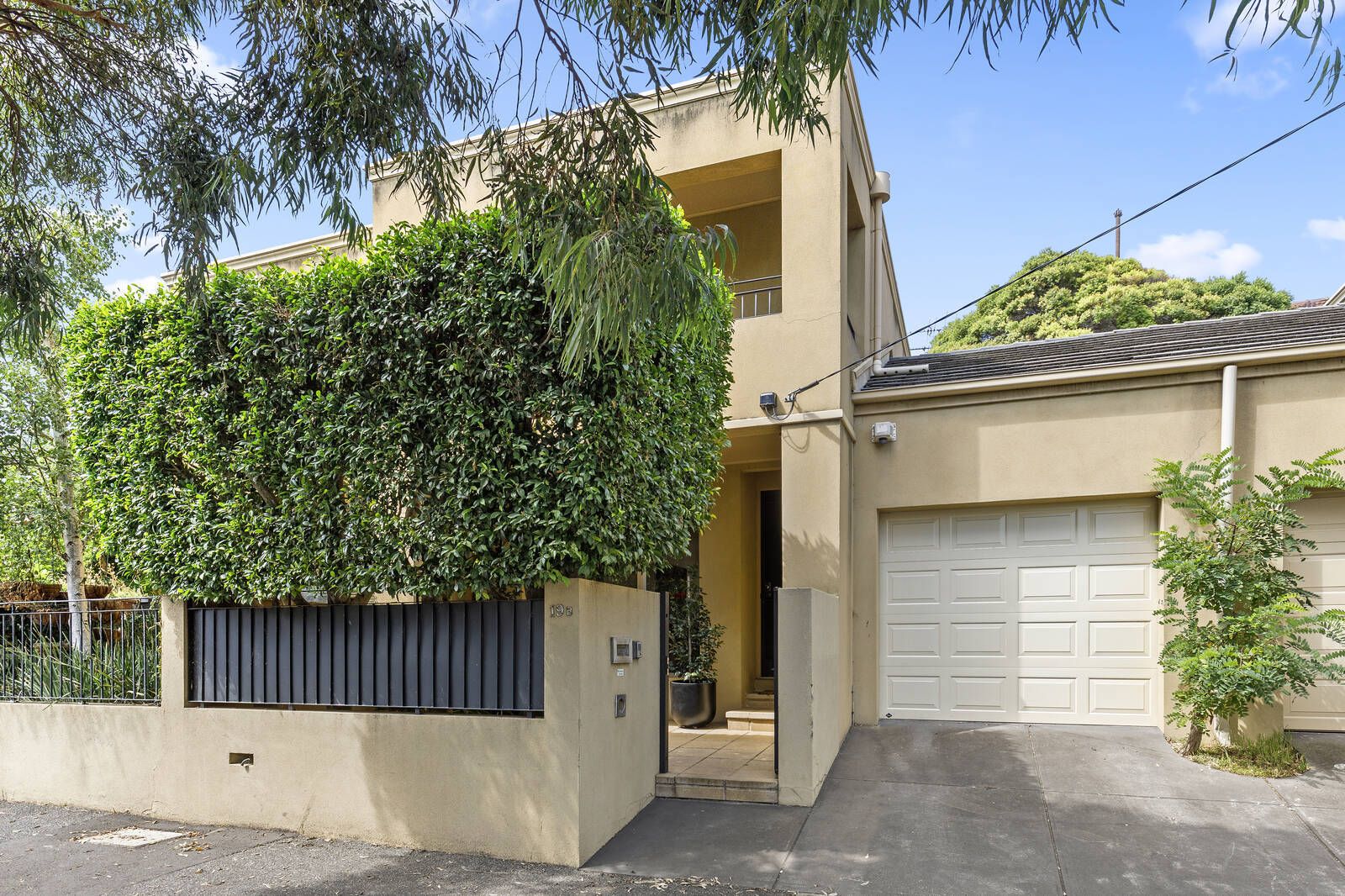 2 bedrooms Townhouse in 19B Vale Street ST KILDA VIC, 3182