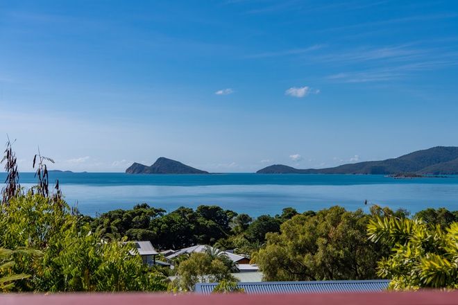 Picture of 6 Rattray Ave, HIDEAWAY BAY QLD 4800