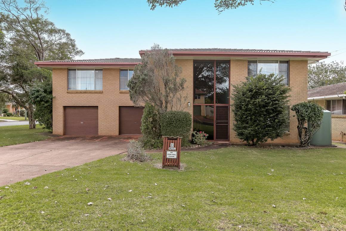 Picture of 13 Knockator Crescent, CENTENARY HEIGHTS QLD 4350