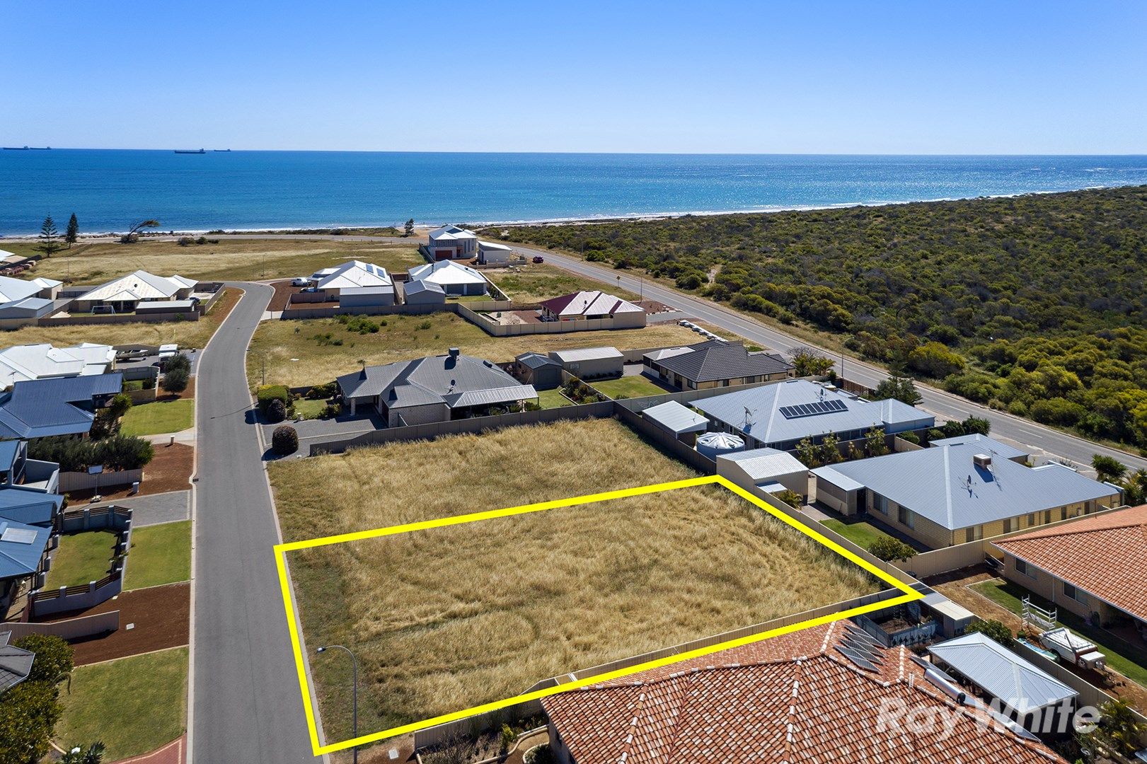 25 Wave Crest Circle, Drummond Cove WA 6532, Image 0