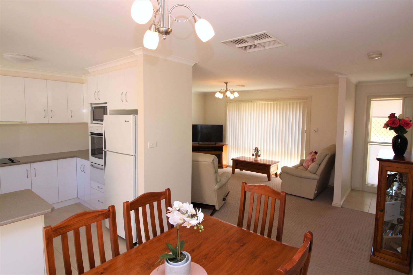 5/10-12 Bonegilla Road, Griffith NSW 2680, Image 2