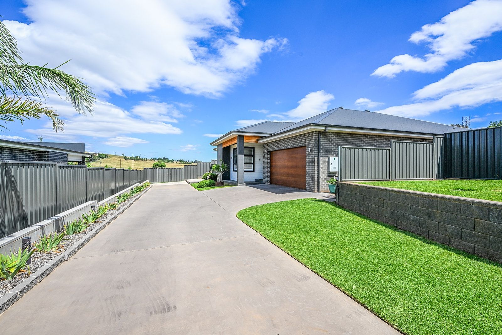 4 bedrooms House in 21 Hydrangea Avenue PARKES NSW, 2870