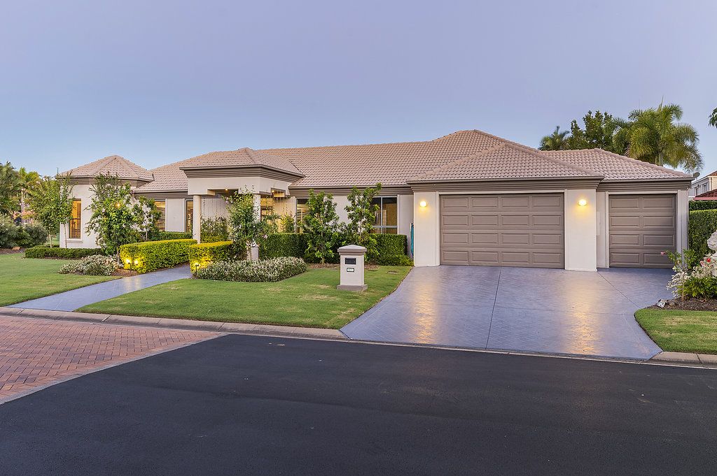 1621 Riverdale Drive, Hope Island Property History & Address Research