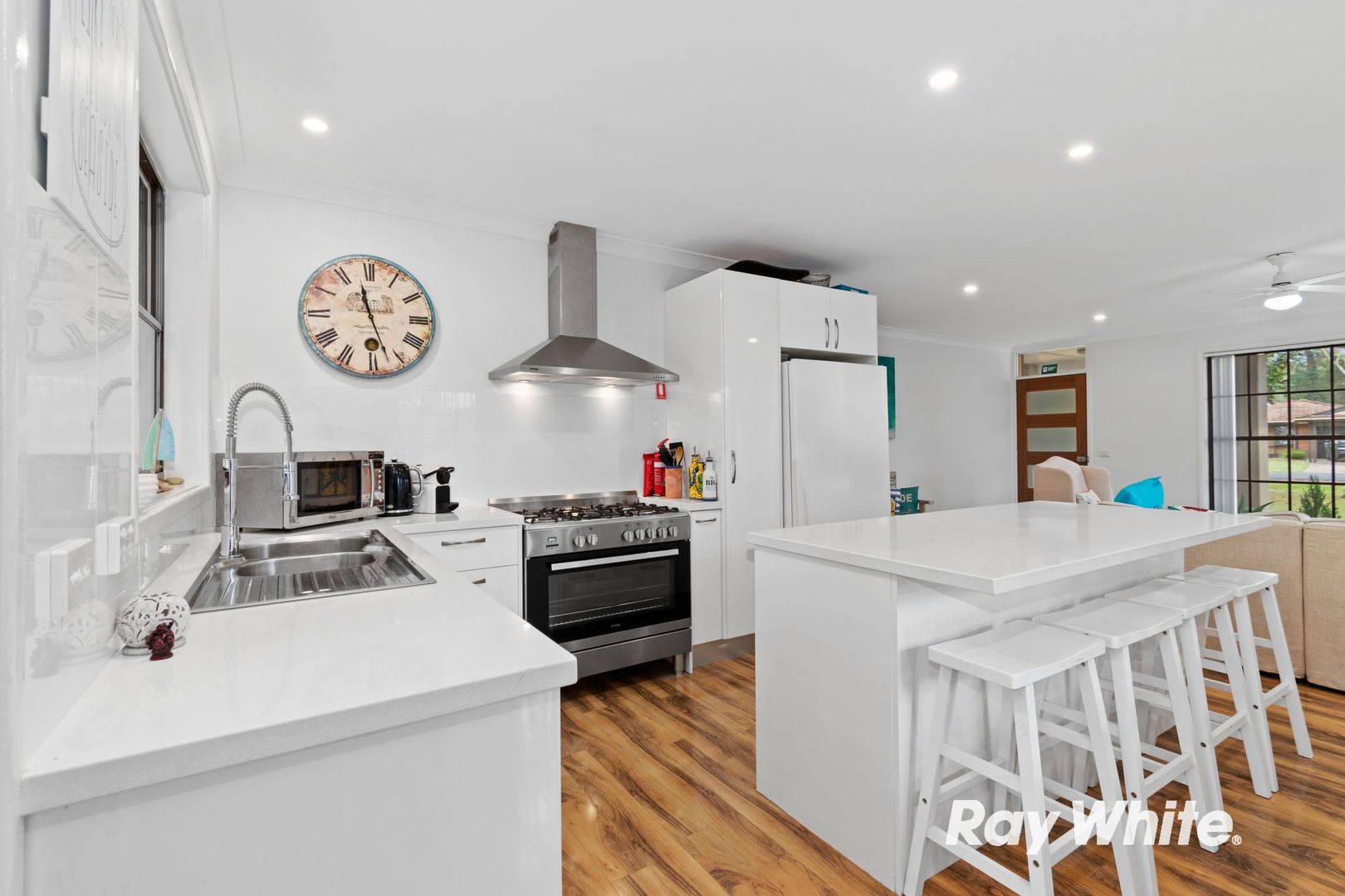 28 Elizabeth Drive, Broulee NSW 2537, Image 1