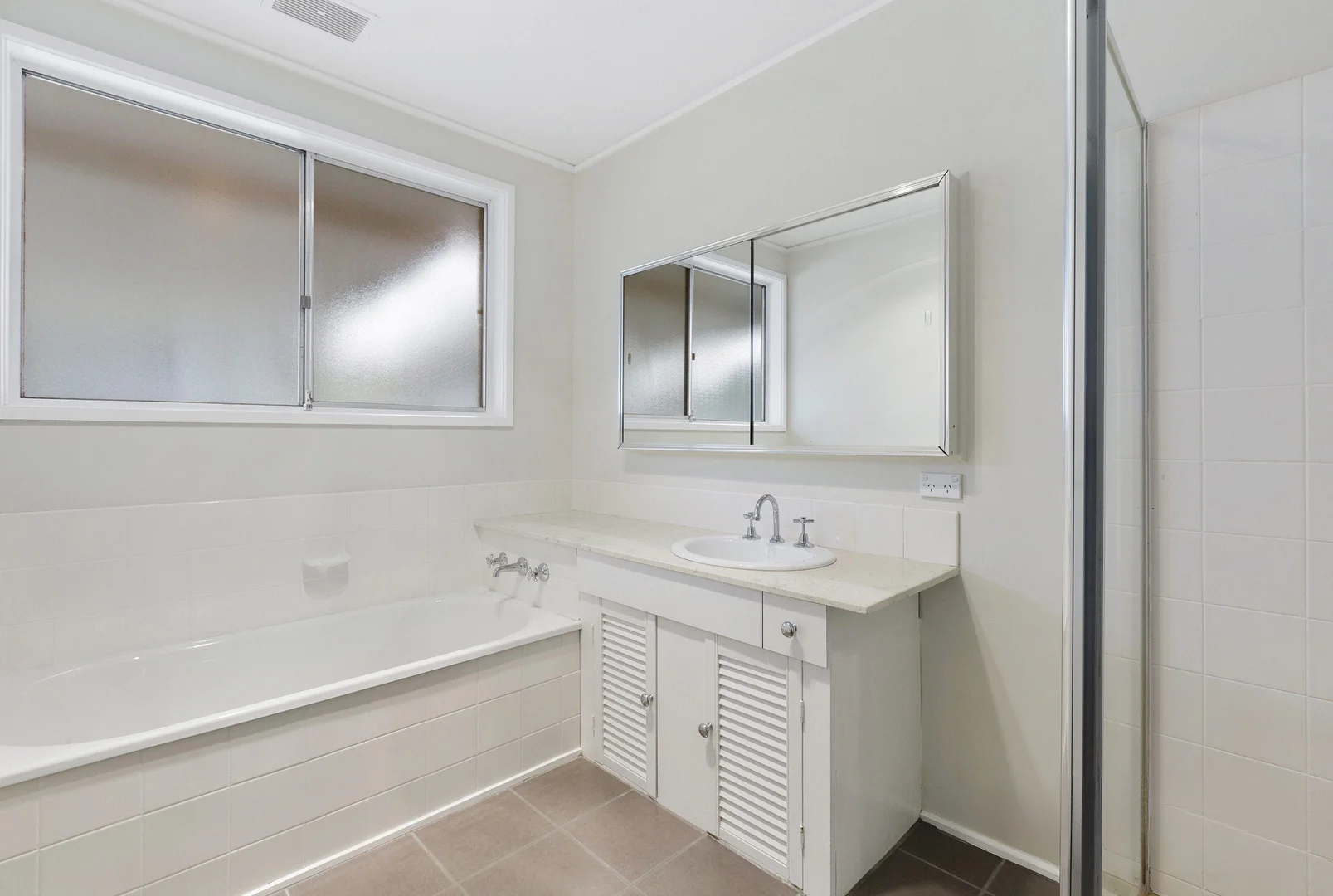 Additional image 10 of 39 Karingal Drive, Frankston VIC 3199