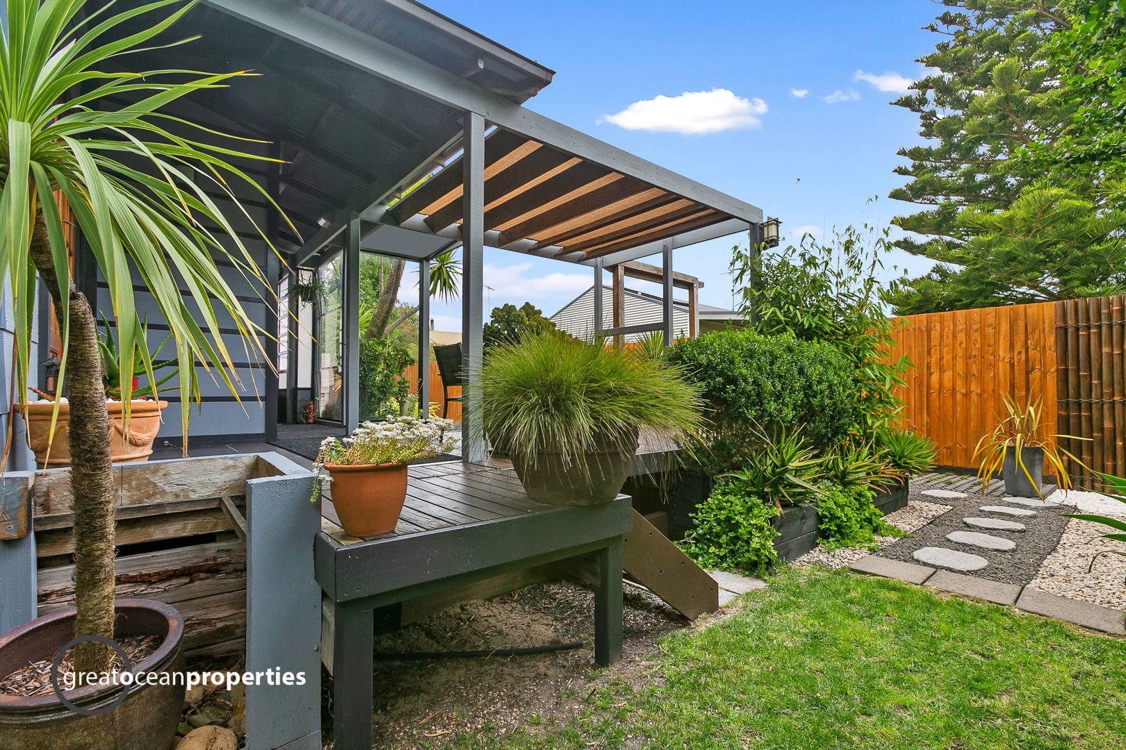 8A McLennan Street, Apollo Bay VIC 3233, Image 2