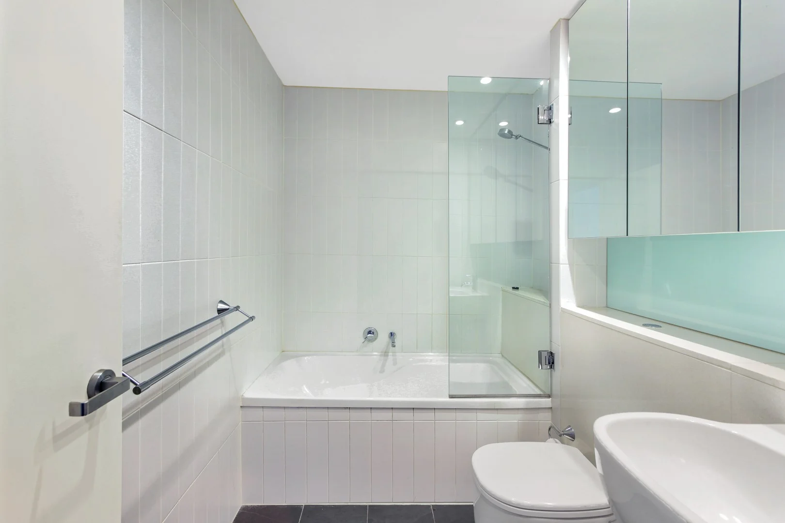 Additional image 9 of 1/105 Ferry Rd, Glebe NSW 2037