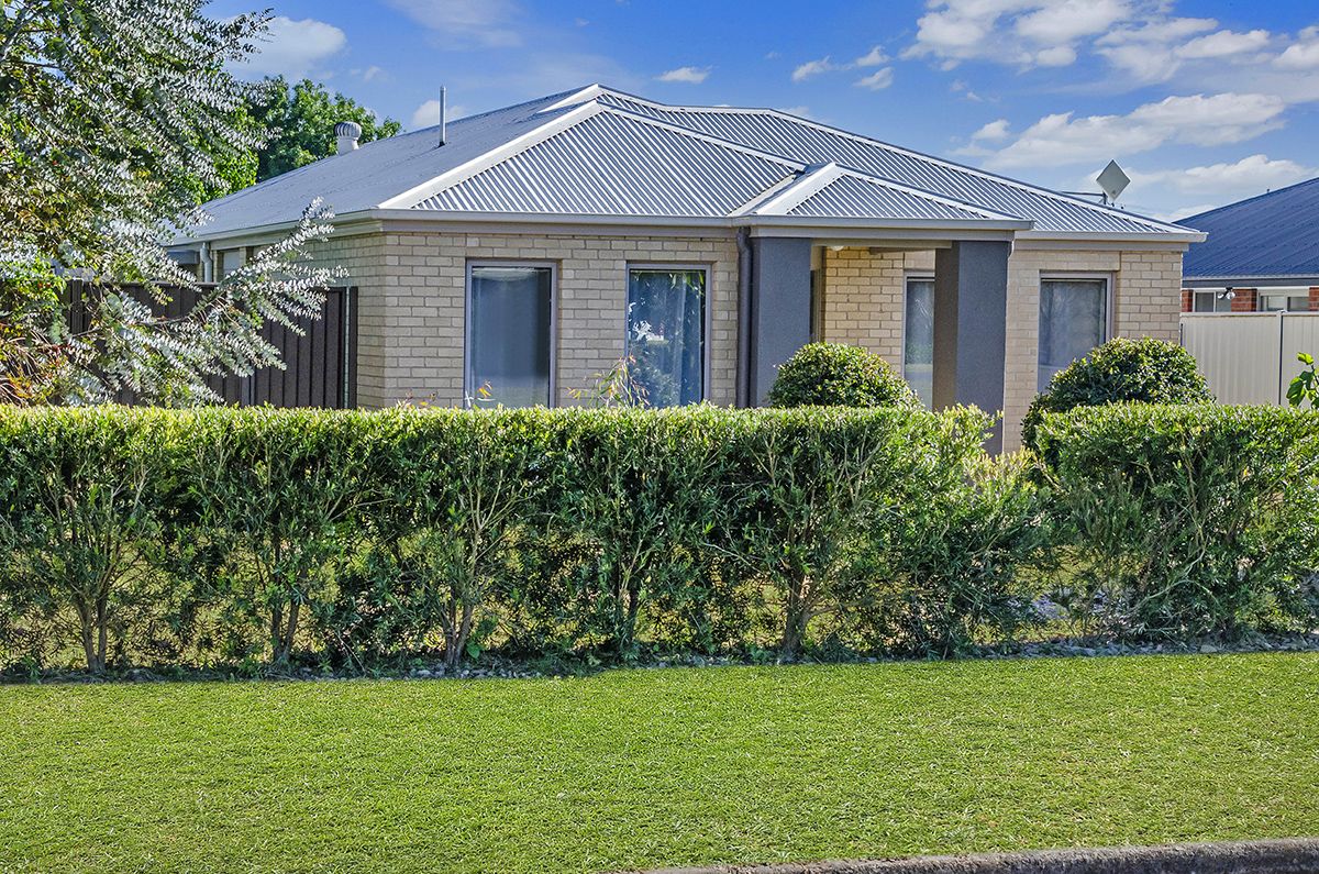 76 MARTIN STREET, Dunkeld VIC 3294, Image 0