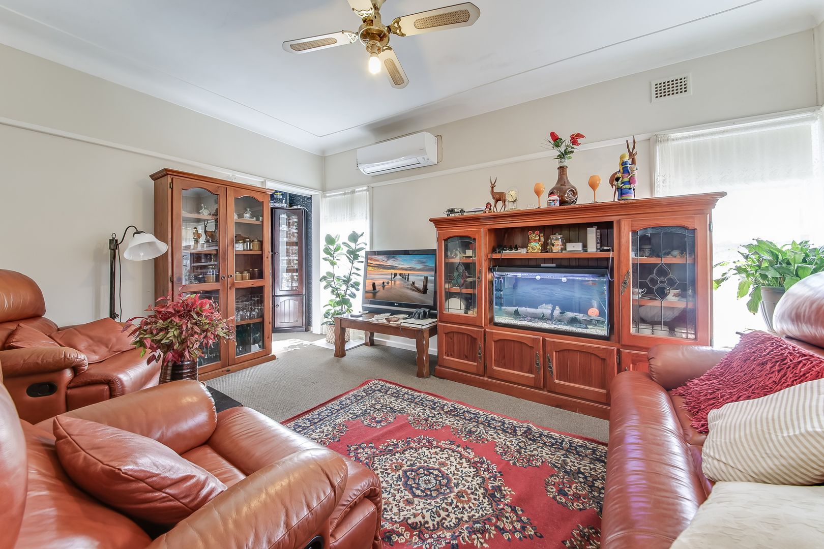 41 & 41a Hoddle Avenue, Bradbury NSW 2560, Image 1