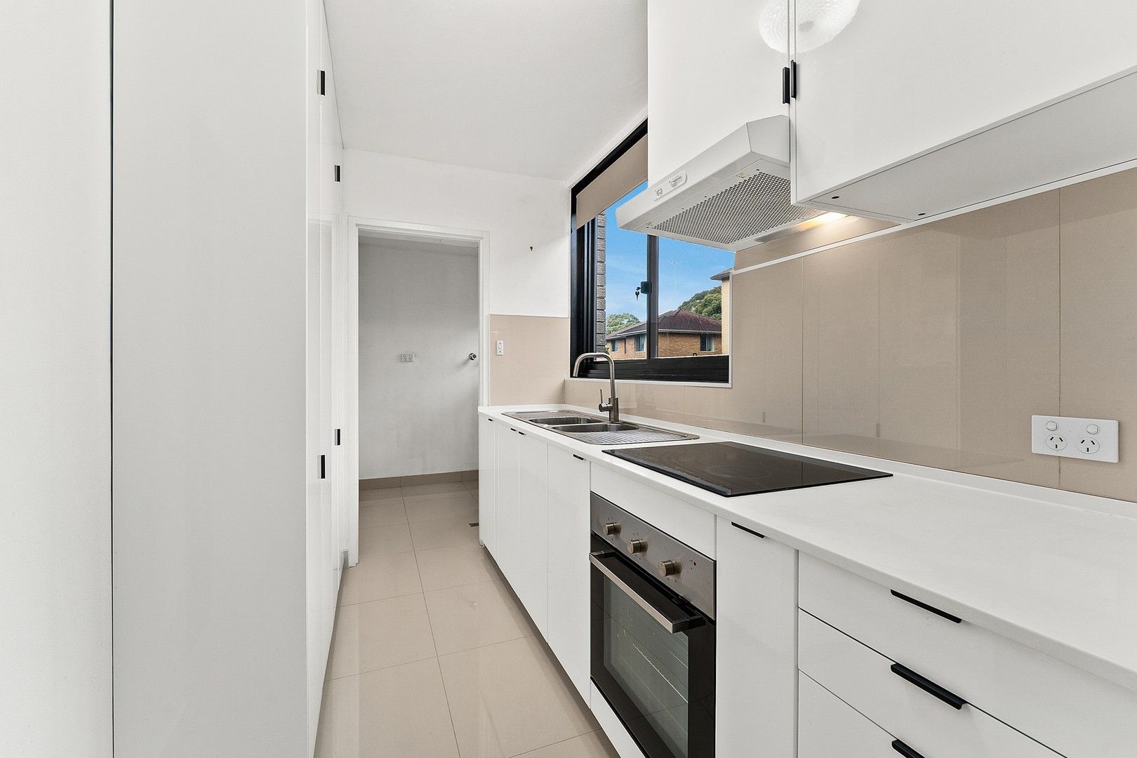 1 bedrooms Apartment / Unit / Flat in 11/11-13 Bellevue Parade HURSTVILLE NSW, 2220