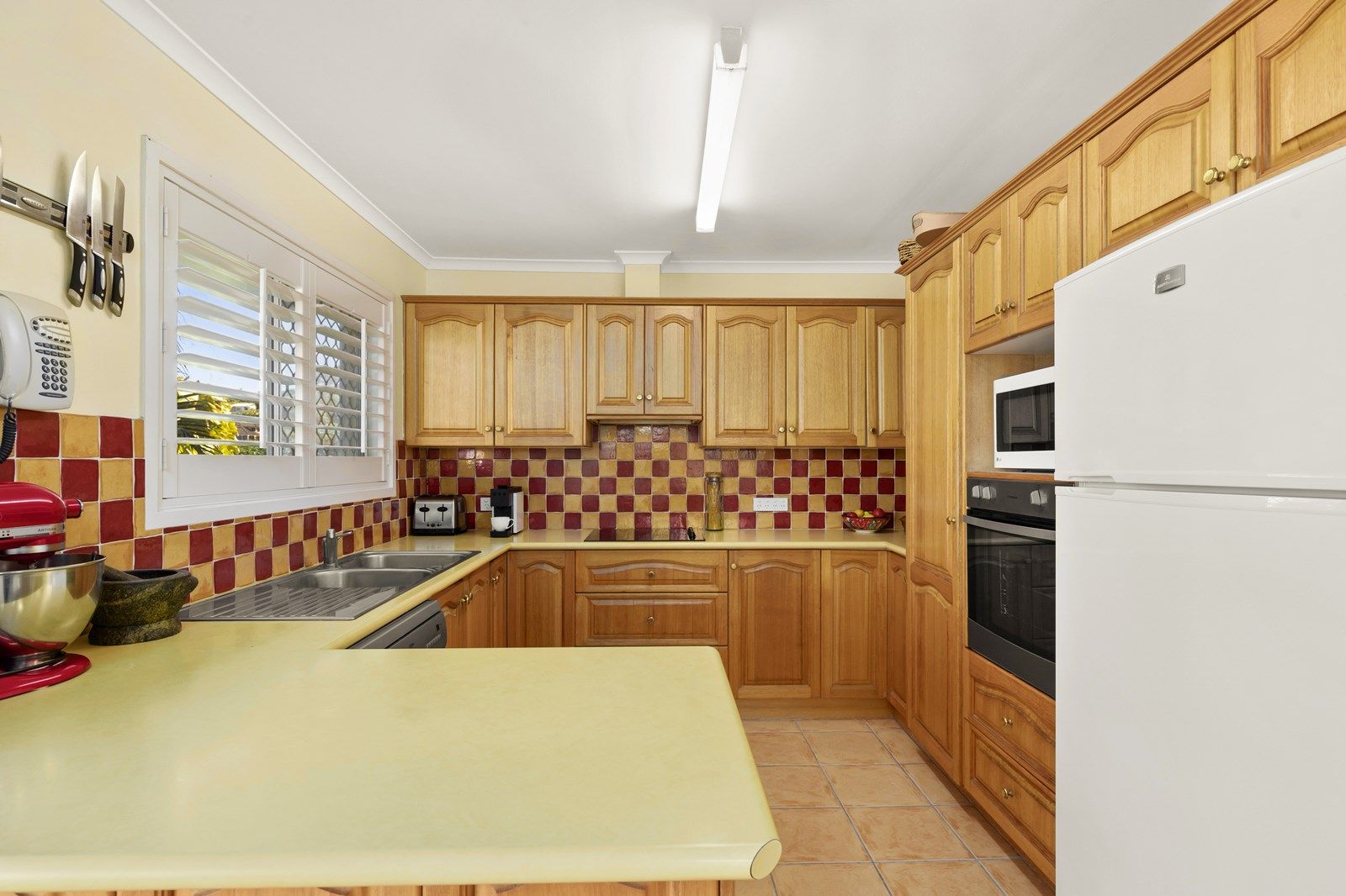 36 Teroma Street, The Gap QLD 4061, Image 2