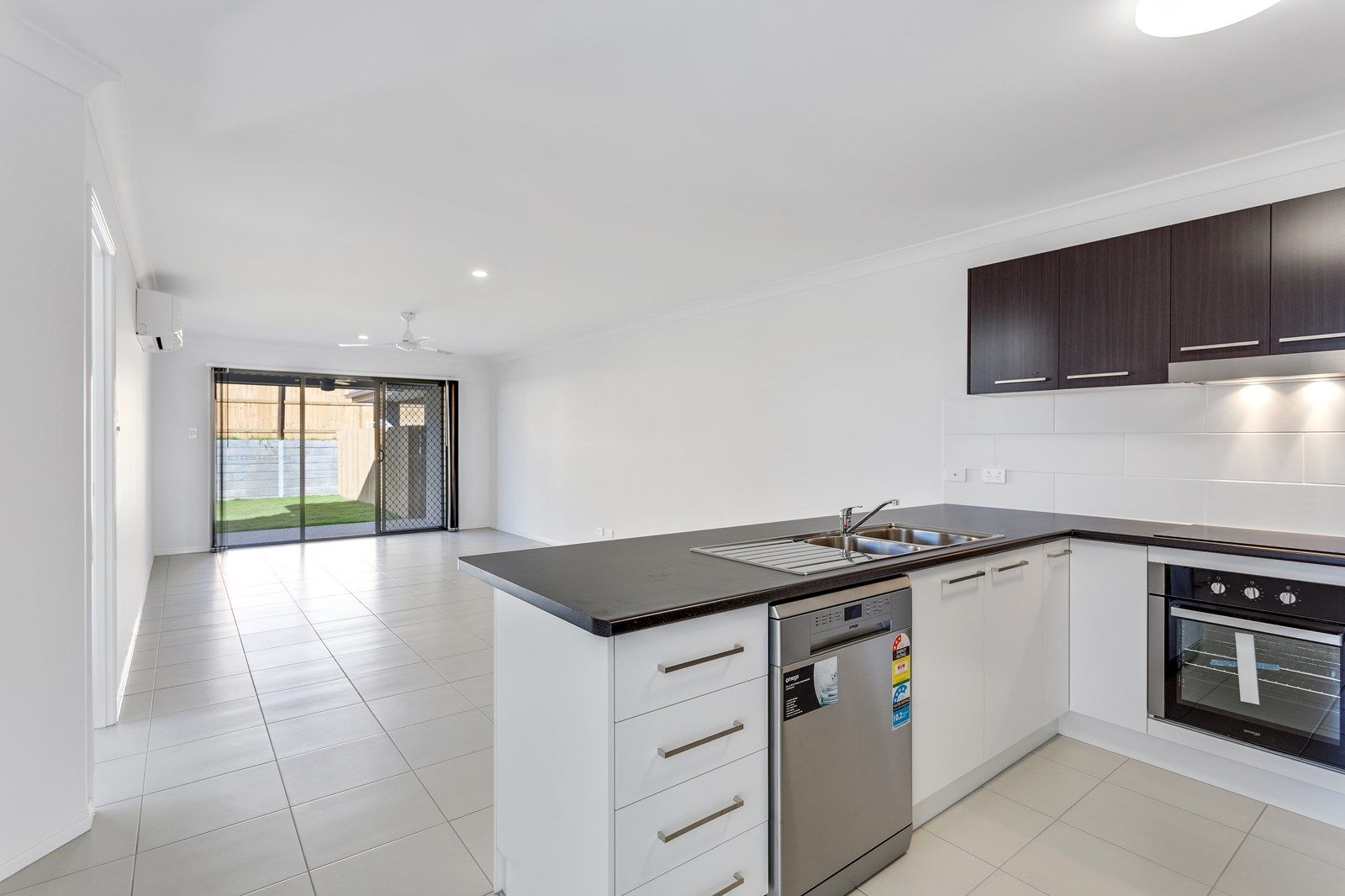 1/5 Neale Road, Morayfield QLD 4506, Image 1