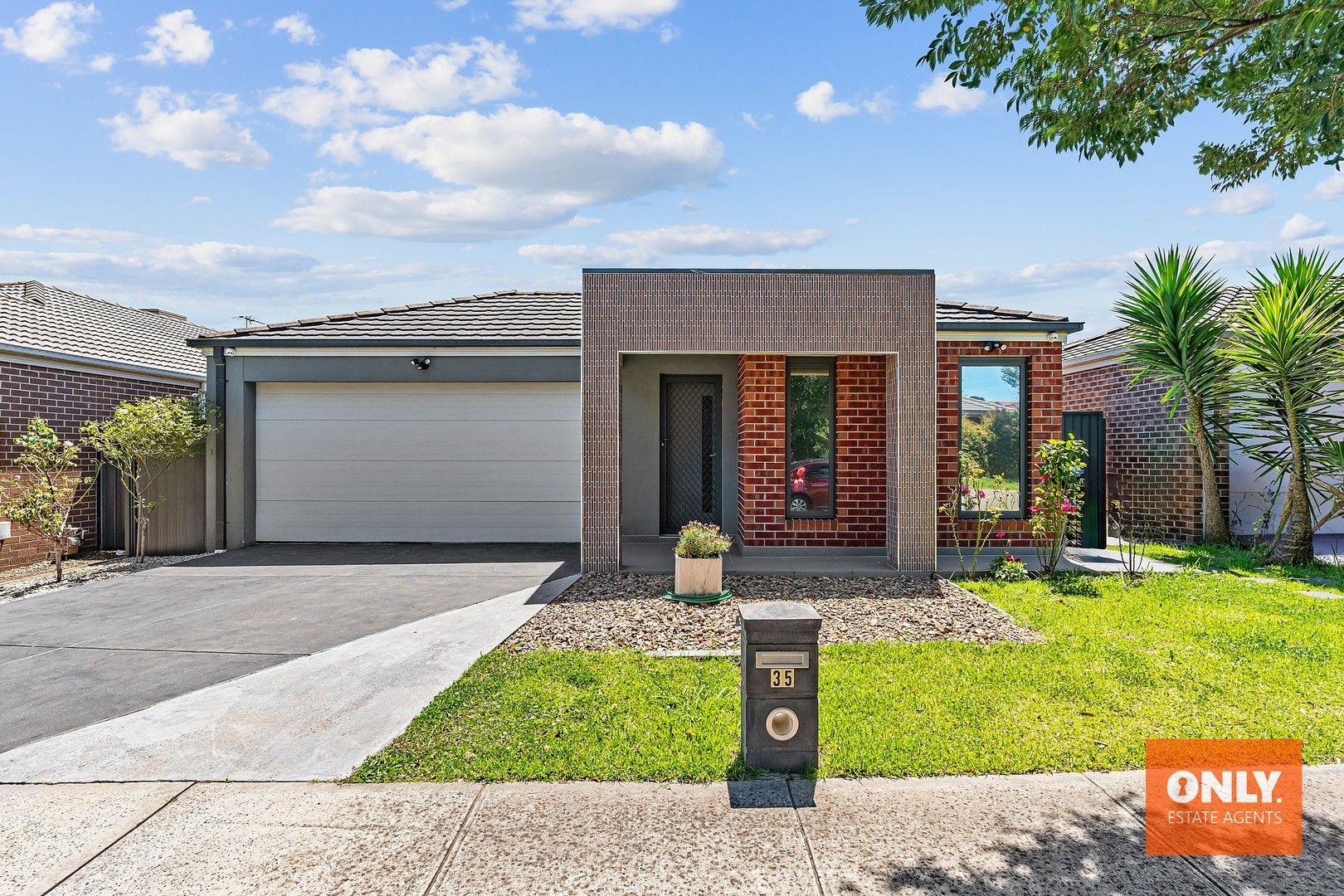 35 Morphetville Street, Clyde North VIC 3978, Image 0