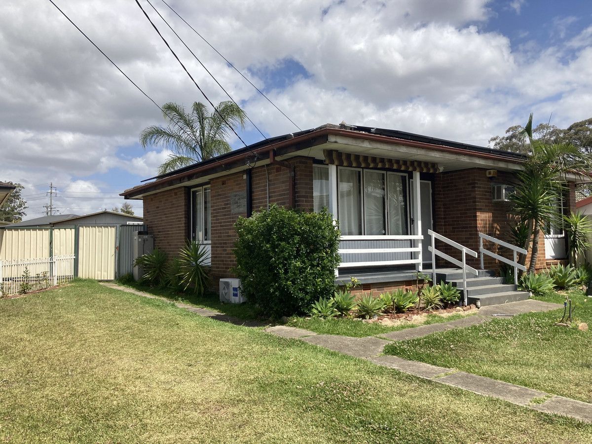 3 bedrooms House in 20 Tapiola Avenue HEBERSHAM NSW, 2770