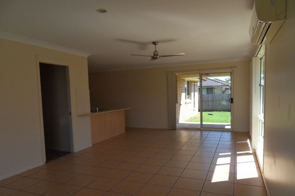 112 Anna Drive, Raceview QLD 4305, Image 2