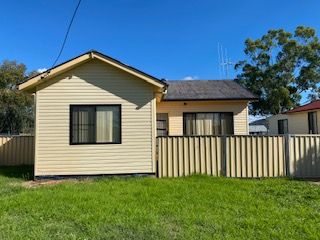 3 bedrooms House in 13 GLASSON STREET WELLINGTON NSW, 2820