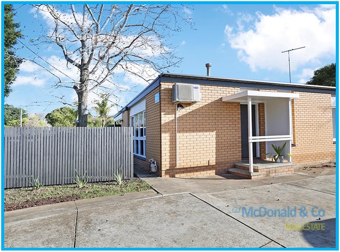 1/13 St Elmo Crescent, Highton VIC 3216, Image 1