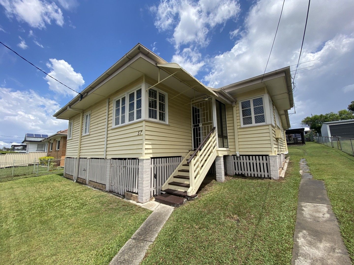 3 bedrooms House in 57 Hecklemann Street CARINA HEIGHTS QLD, 4152