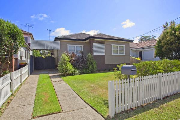 8 Bransgrove Road, Revesby NSW 2212