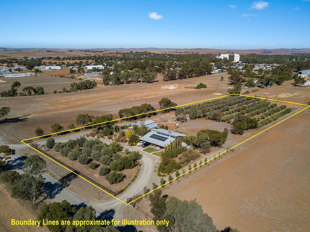 19 Wenhams Road, Jamestown SA 5491, Image 1