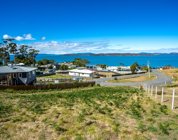 24 Norfolk Crescent, Primrose Sands TAS 7173