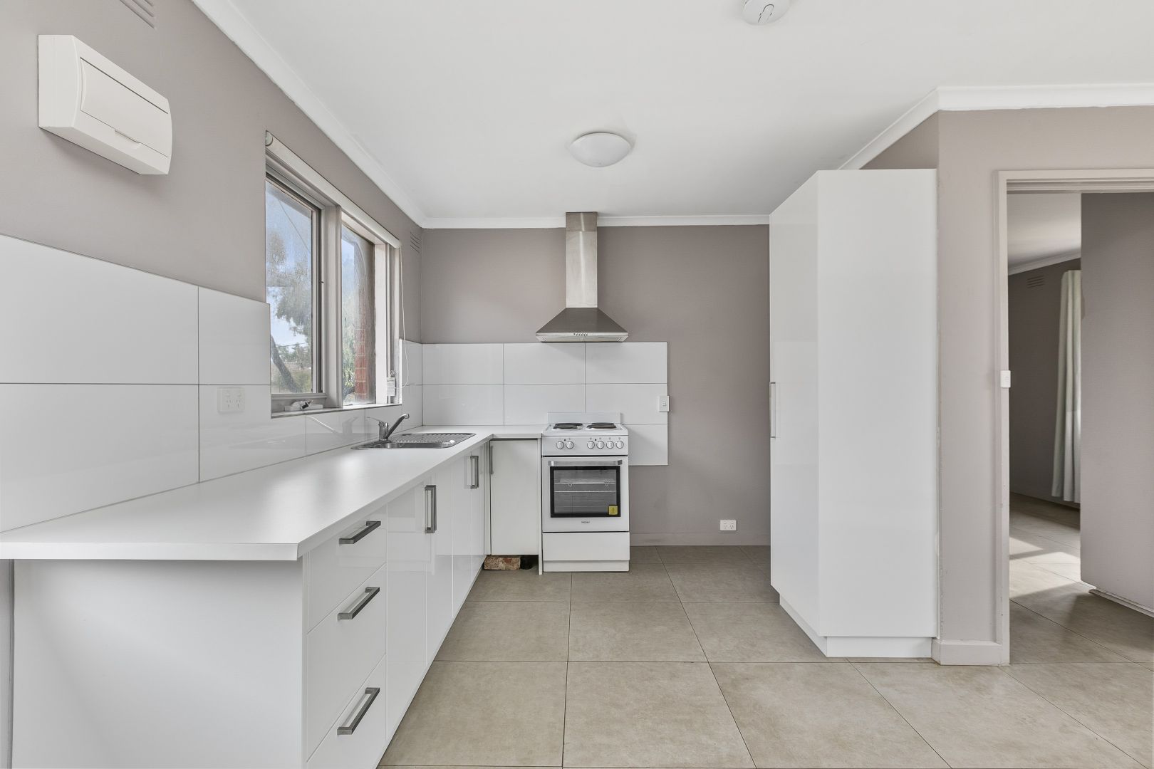 8/16 Eldridge Street, Footscray VIC 3011, Image 2