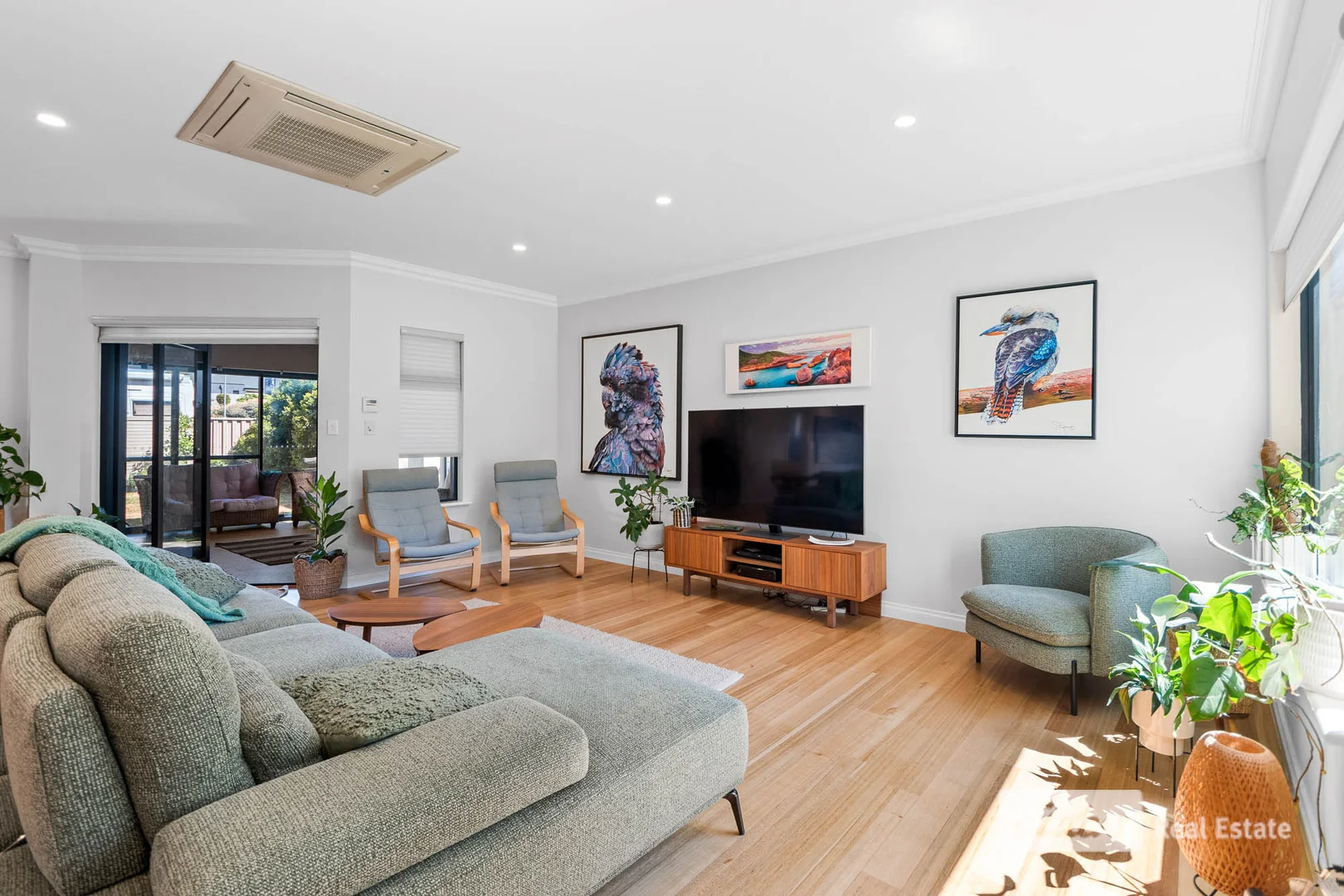 Additional image 4 of 33 Lake Seppings Drive, Mira Mar WA 6330