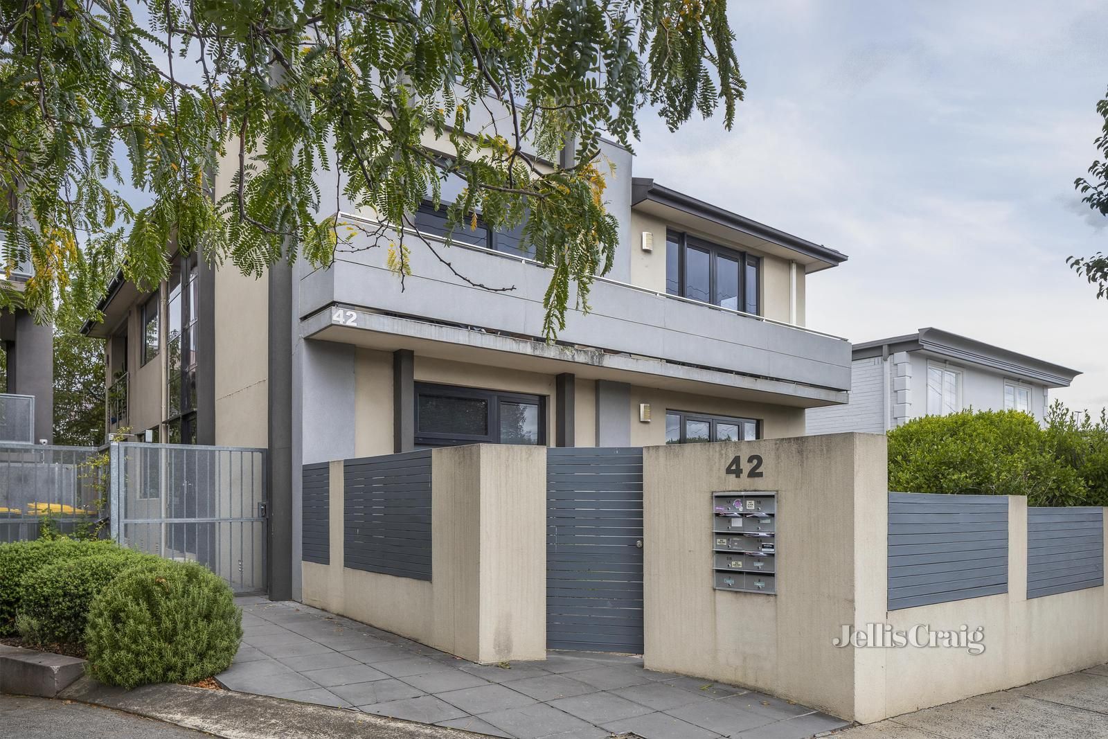 2/42-44 Clarendon Street, Thornbury VIC 3071, Image 0