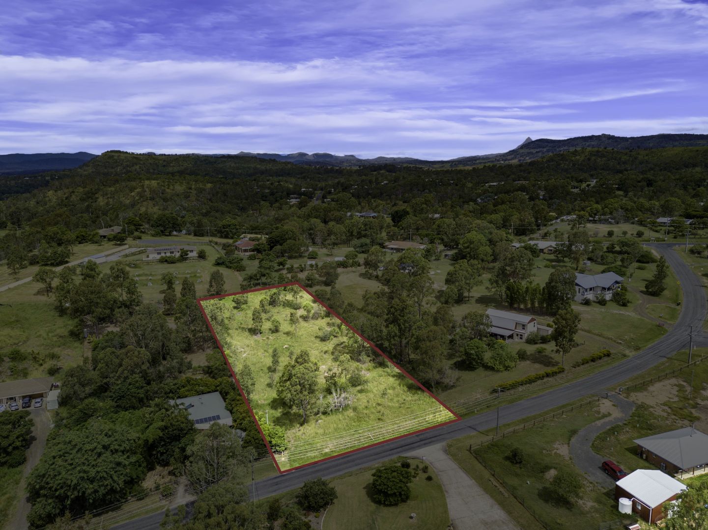 5254 Hinchcliffe Drive, Kooralbyn Property History & Address Research Domain