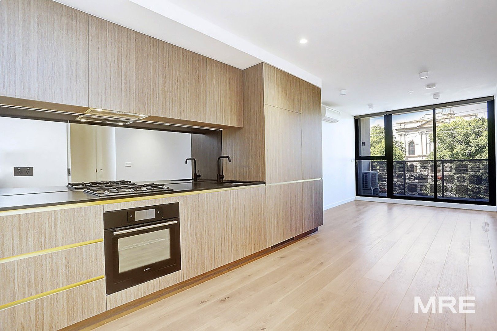 2 bedrooms Apartment / Unit / Flat in 210/244 Dorcas Street SOUTH MELBOURNE VIC, 3205