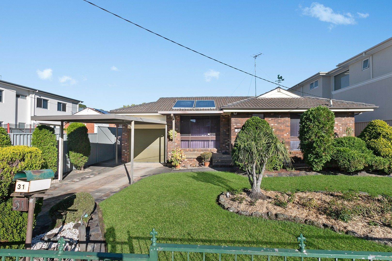 31 Dreadnought Street, Roselands NSW 2196, Image 0