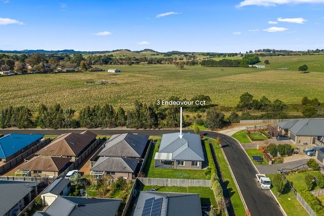 Picture of 3 Endeavour Circuit, MOSS VALE NSW 2577