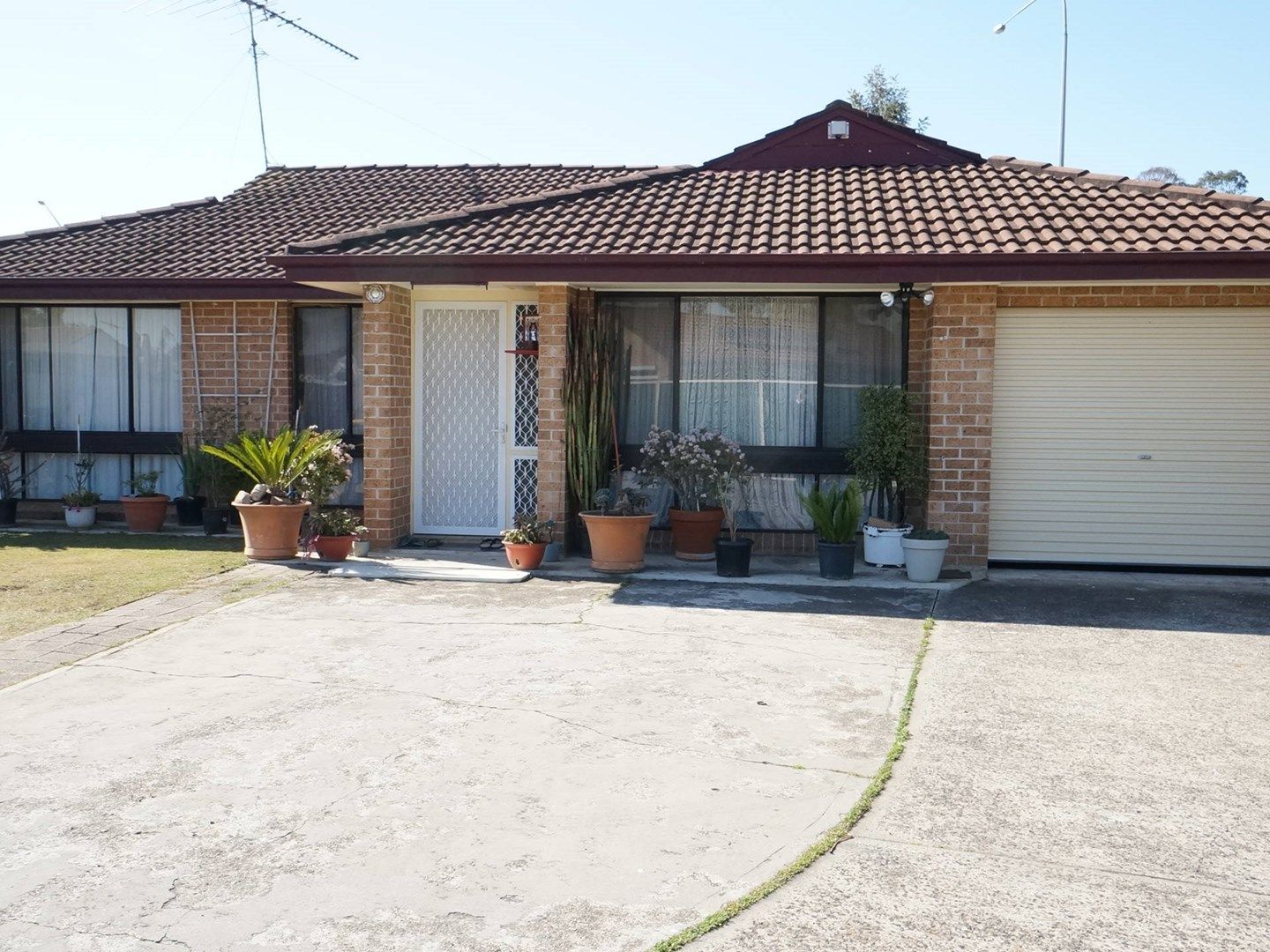 50 Hasluck Rd, Bonnyrigg NSW 2177, Image 0