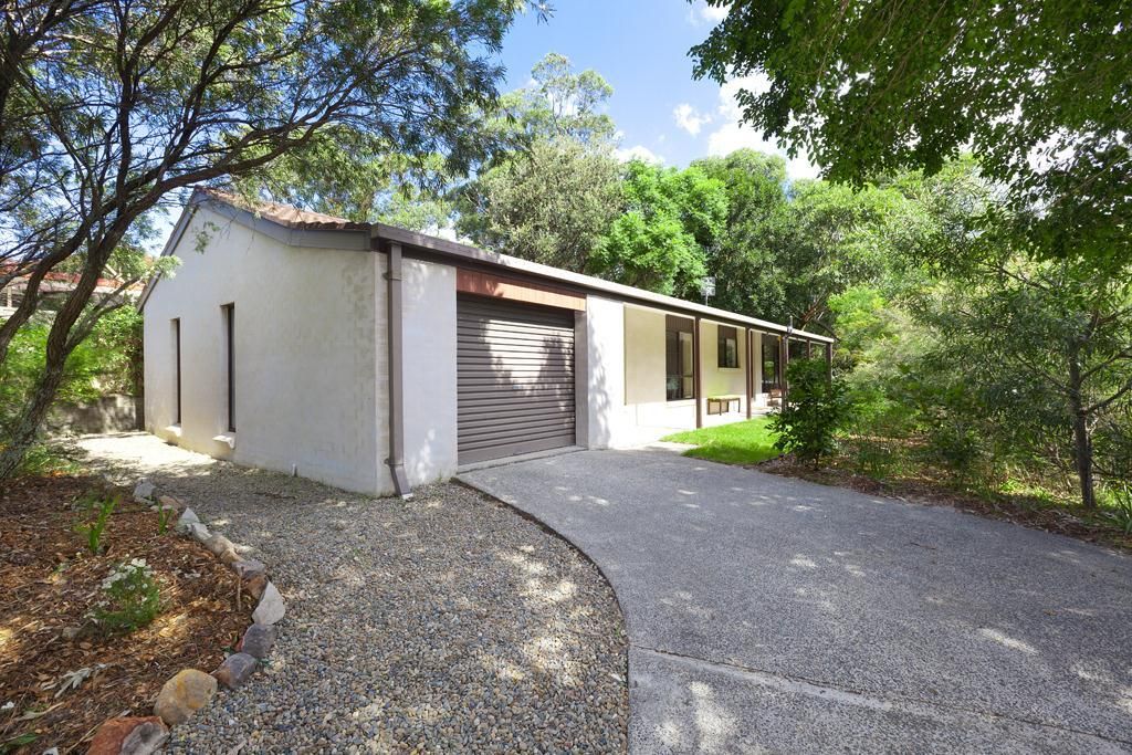 16 Wells Place, Shoalhaven Heads Property History & Address Research