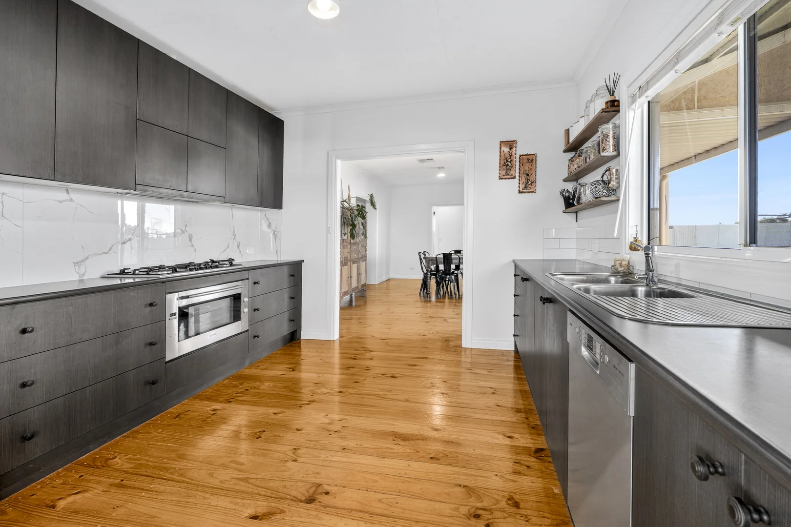 Additional image 2 of 154 Seventh Street, Renmark SA 5341