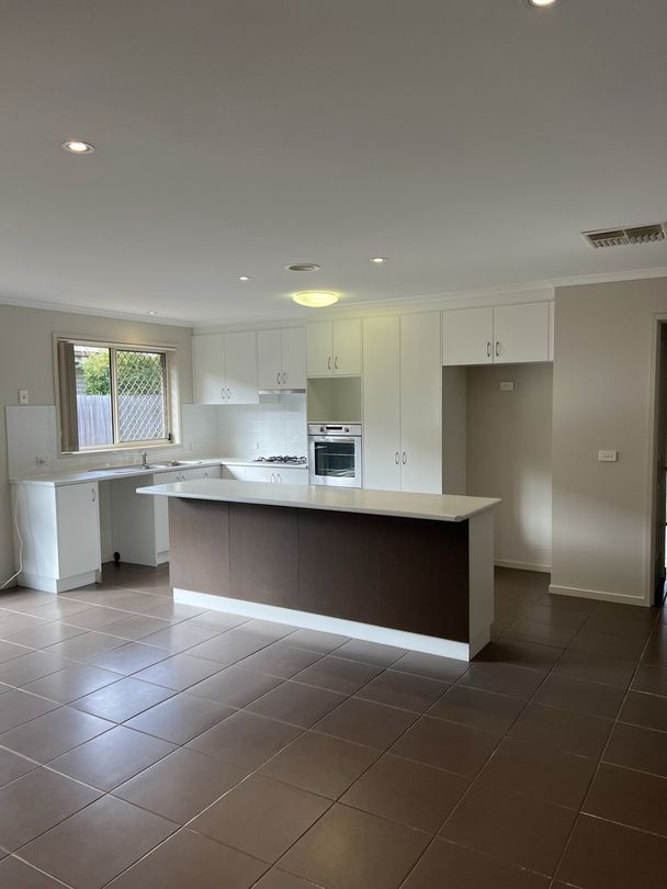 4 bedrooms House in 13 Nimbera Street HARRISON ACT, 2914