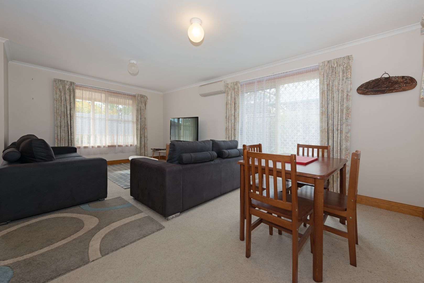 2/36 Roope Street, New Town TAS 7008, Image 2