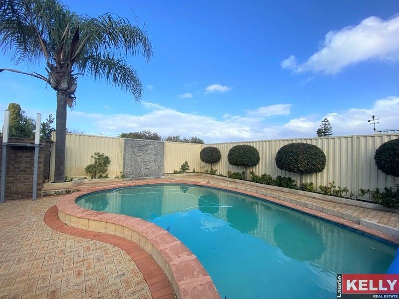 4 bedrooms House in 23 Hubert Street BELMONT WA, 6104
