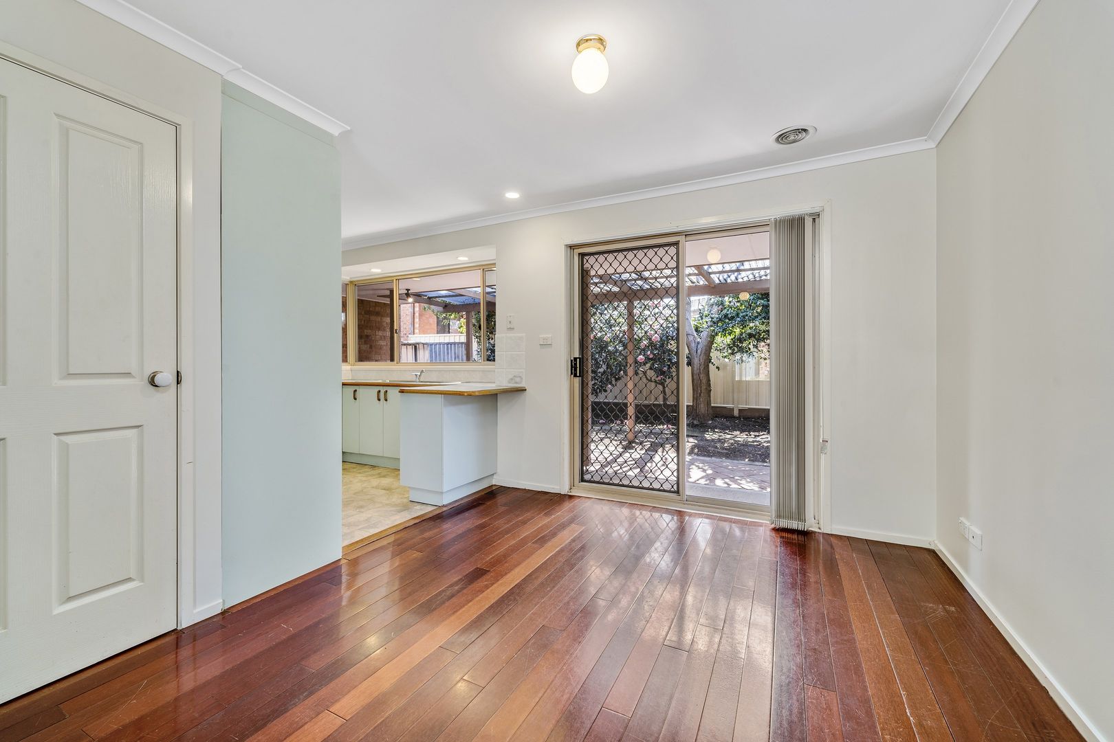 7A Summerville Crescent, Florey ACT 2615, Image 2